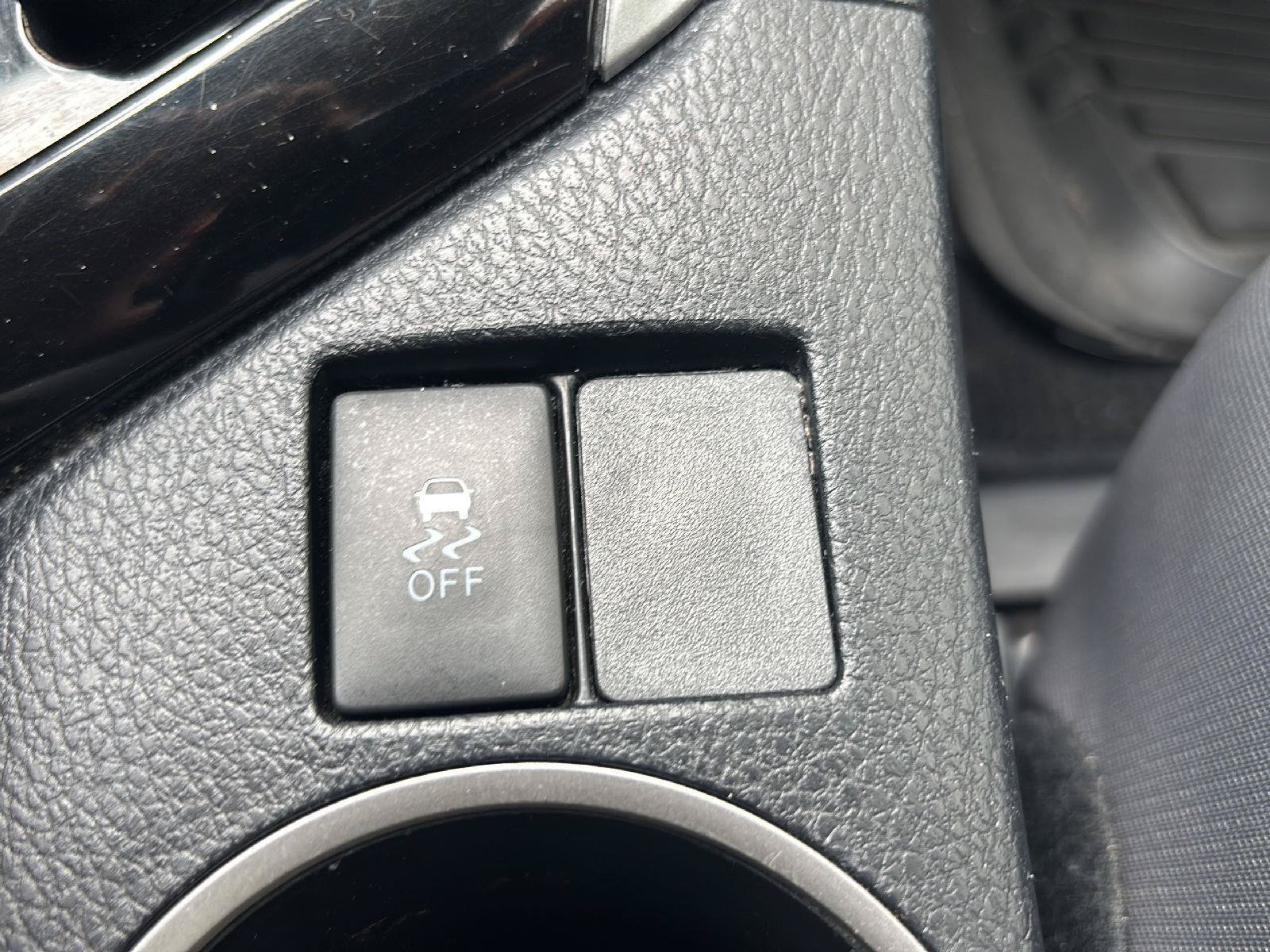 Used 2016 Toyota Corolla LE FWD image 18
