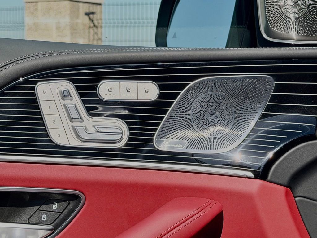 New 2026 Mercedes-Benz Maybach GLS 600 4MATIC image 21