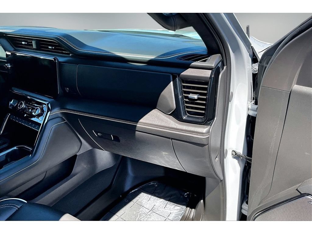 Used 2024 GMC Sierra 1500 AT4X AWD/4WD image 22