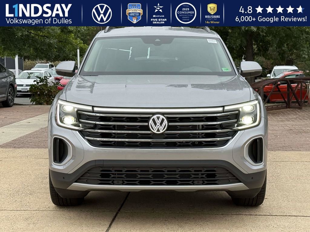 New 2026 Volkswagen Atlas SE image 2