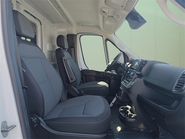 New 2024 RAM ProMaster 2500 w/ Convenience Group image 32