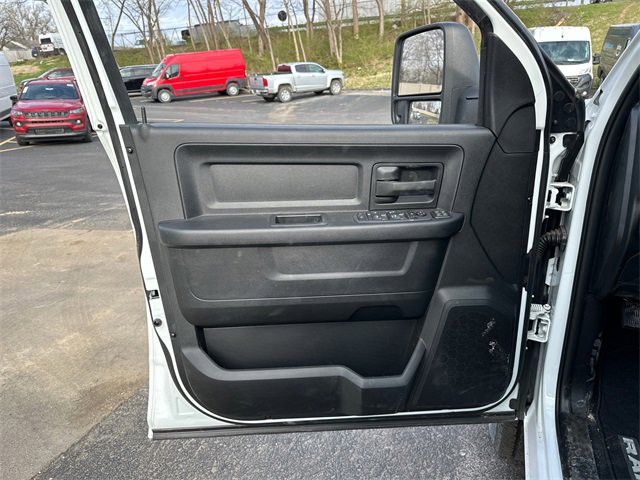 Used 2024 RAM 2500 Tradesman w/ Chrome Appearance Group image 56