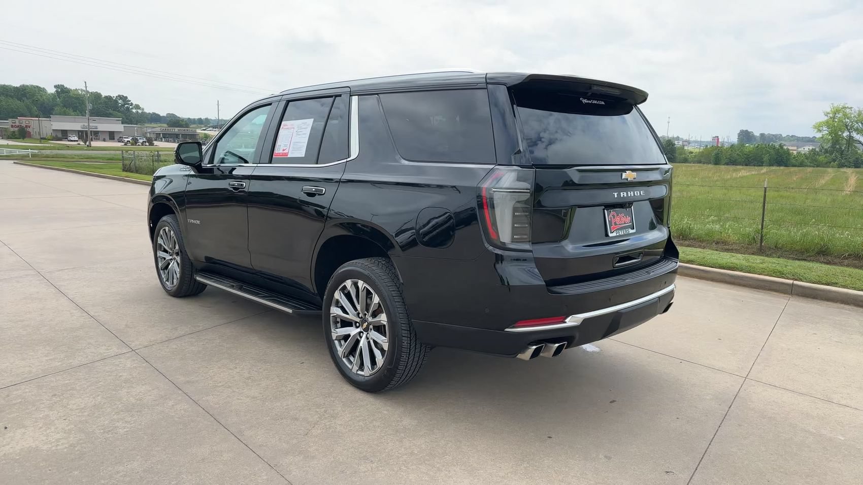 Used 2025 Chevrolet Tahoe High Country w/ Sun And Tow Package AWD/4WD image 7