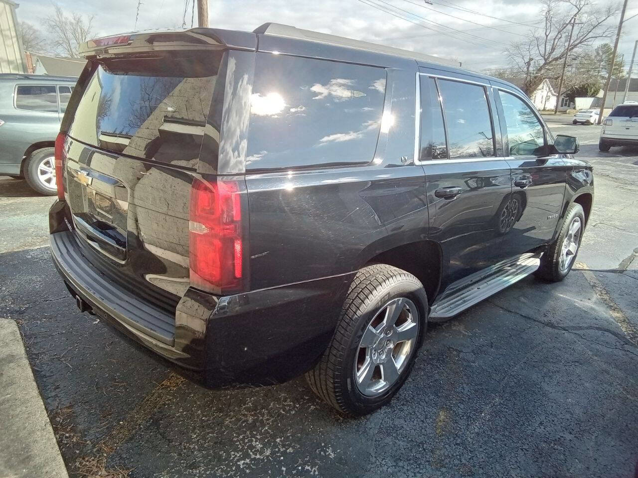 Used 2015 Chevrolet Tahoe LT image 8