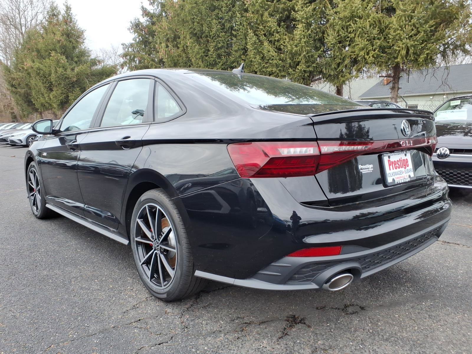 New 2026 Volkswagen Jetta GLI Autobahn FWD image 3