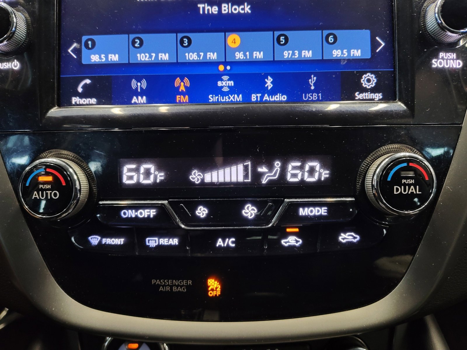 Certified 2024 Nissan Murano SV FWD image 20