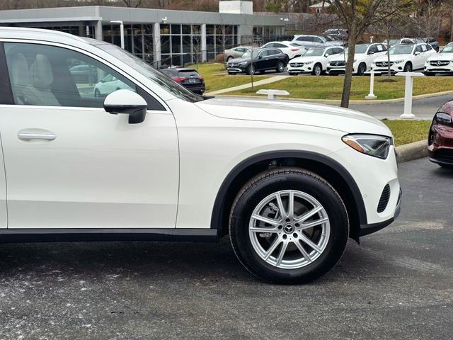 Certified 2025 Mercedes-Benz GLC 300 4MATIC image 7