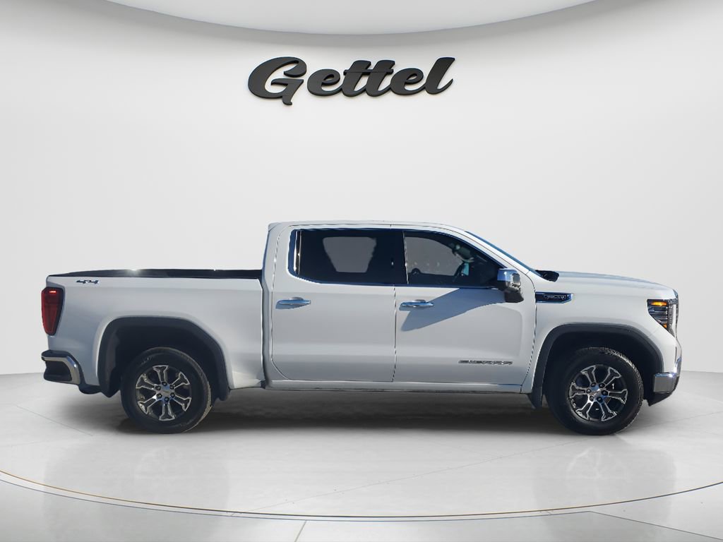 Used 2025 GMC Sierra 1500 SLT image 3