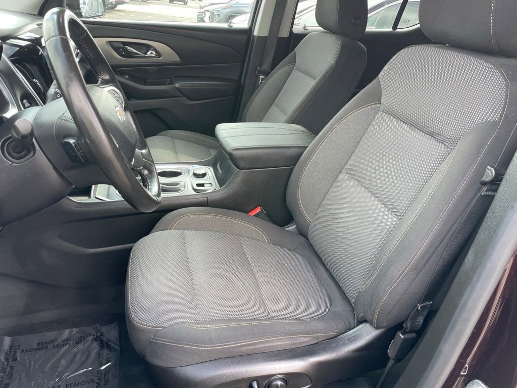 Used 2019 Chevrolet Traverse LT w/ LPO, Cargo Package image 6