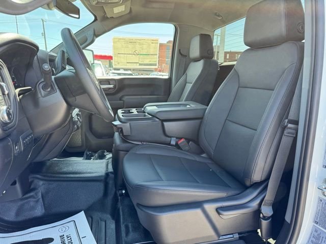 New 2025 GMC Sierra 3500 Pro w/ Convenience Package AWD/4WD image 17
