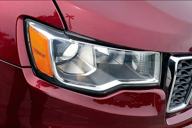 Used 2019 Jeep Grand Cherokee Limited AWD/4WD image 32