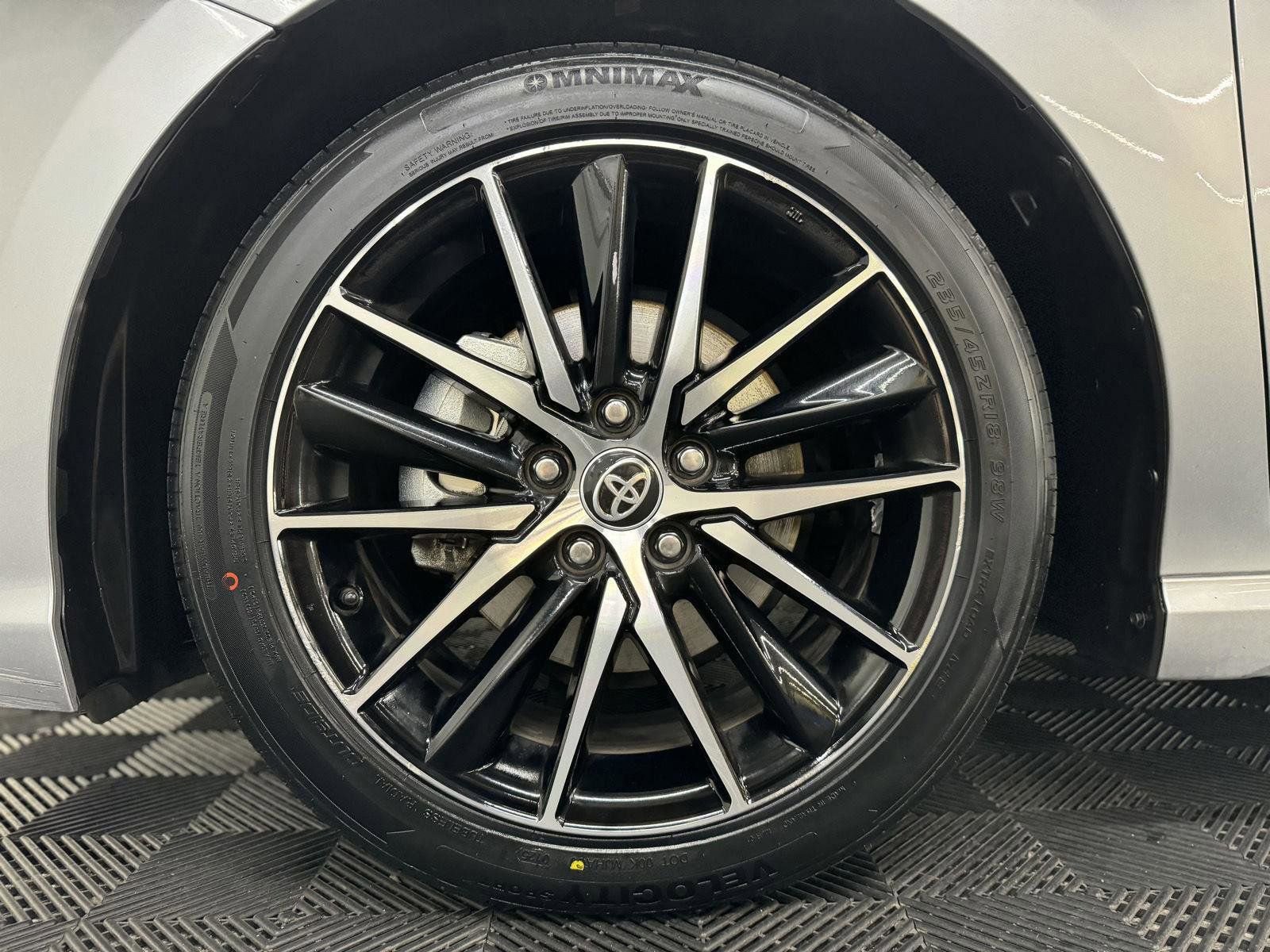 Used 2023 Toyota Camry SE image 8