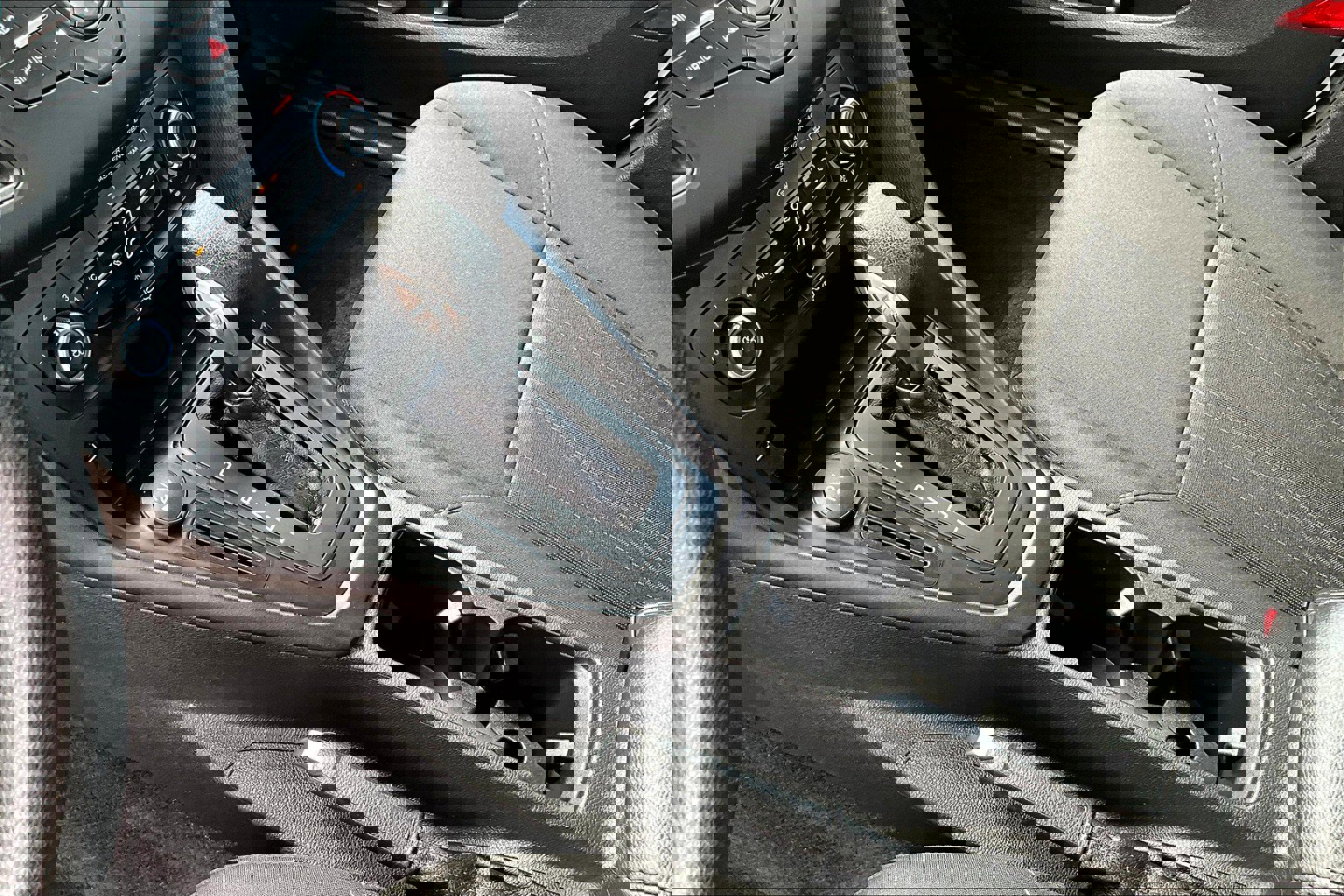 Used 2018 Ford Focus SE image 15