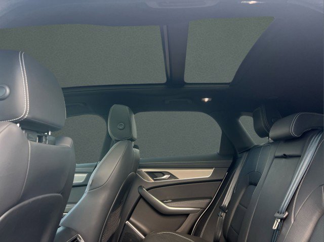 Used 2025 Jaguar F-PACE R-Dynamic S image 17