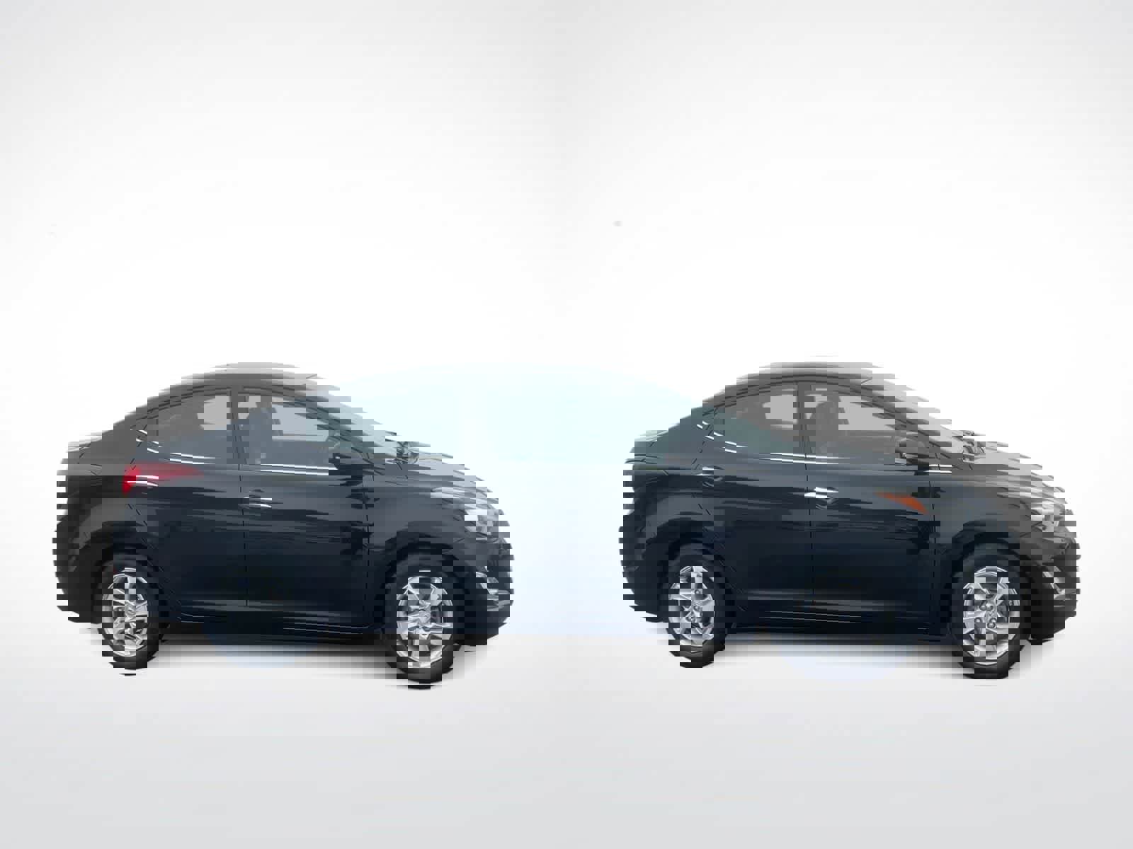 Used 2014 Hyundai Elantra Limited image 2