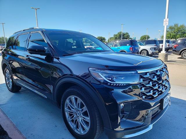 Certified 2025 Ford Explorer Platinum image 4