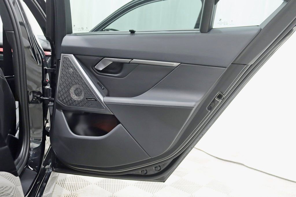 Used 2024 BMW i5 M60 w/ Premium Package image 42