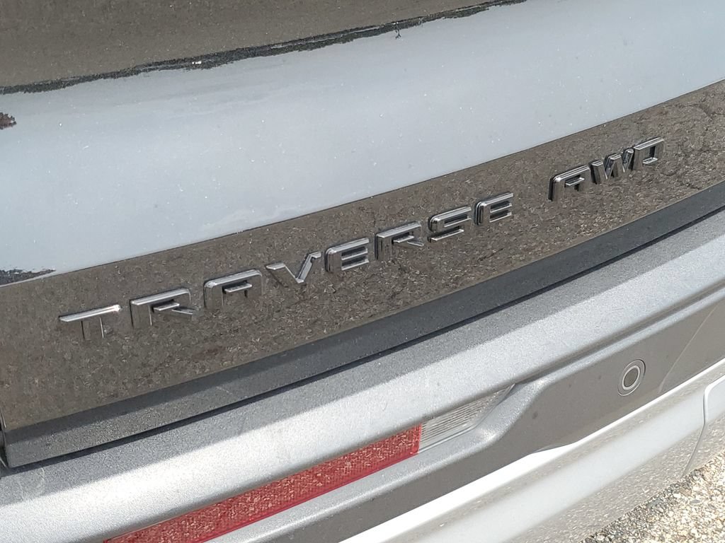 Used 2024 Chevrolet Traverse Z71 w/ LPO, Floor Liner Package AWD/4WD image 40