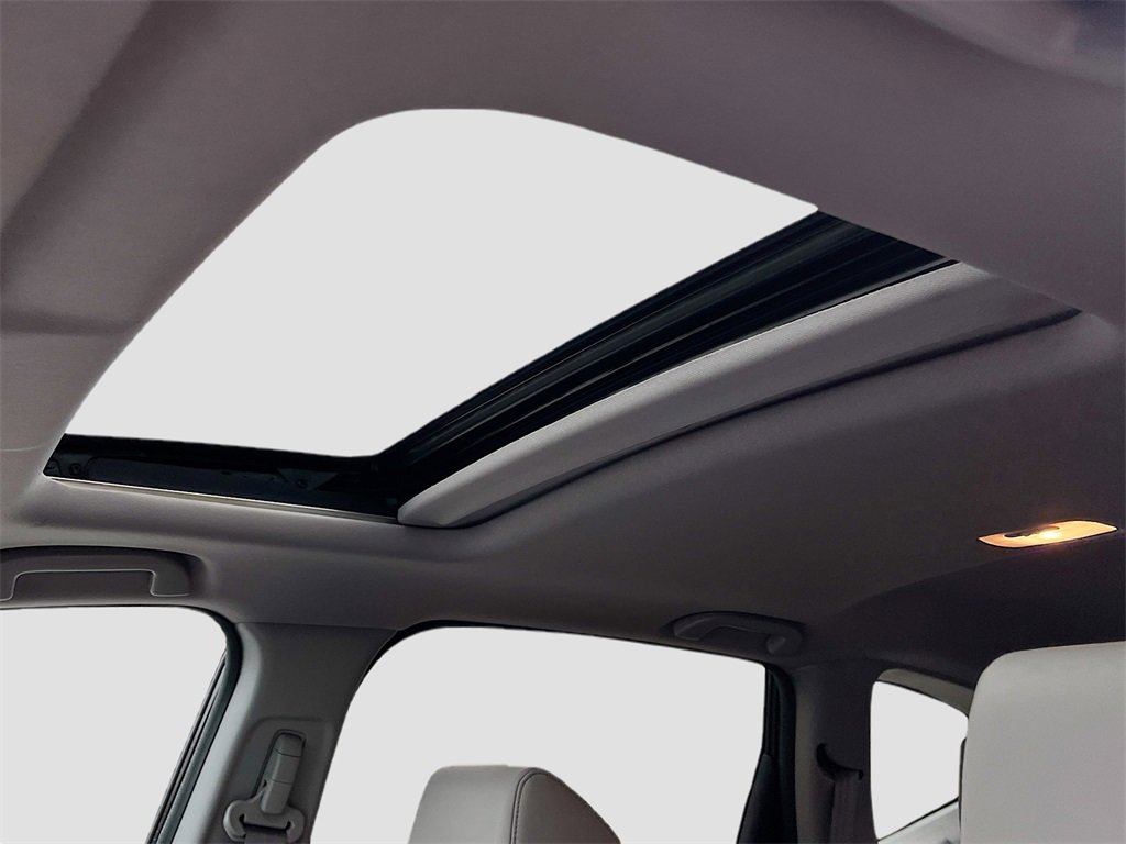 Used 2020 Honda CR-V Touring image 23