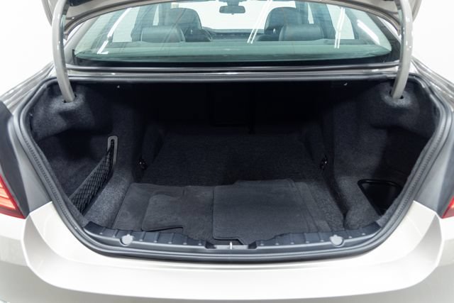Used 2016 BMW 535i xDrive Sedan AWD/4WD image 9