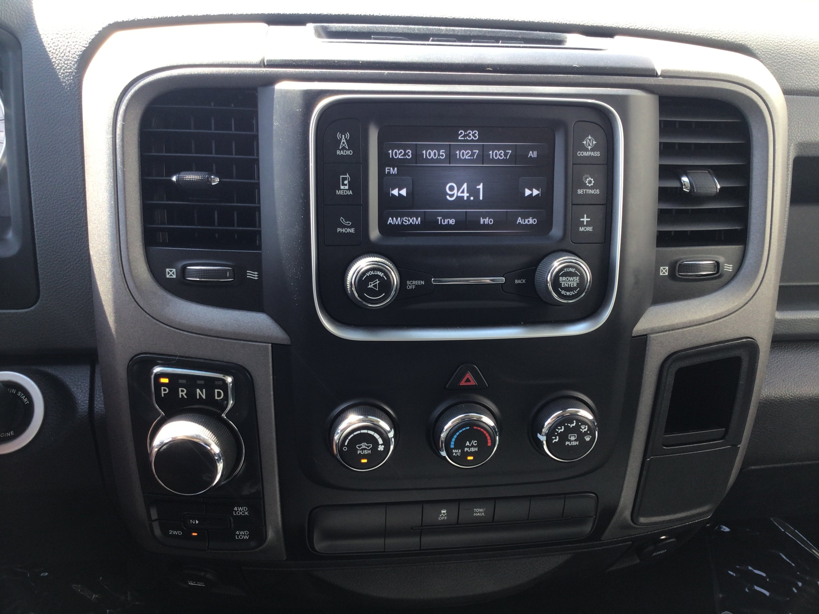 Used 2019 RAM 1500 Express w/ Express Value Package AWD/4WD image 14