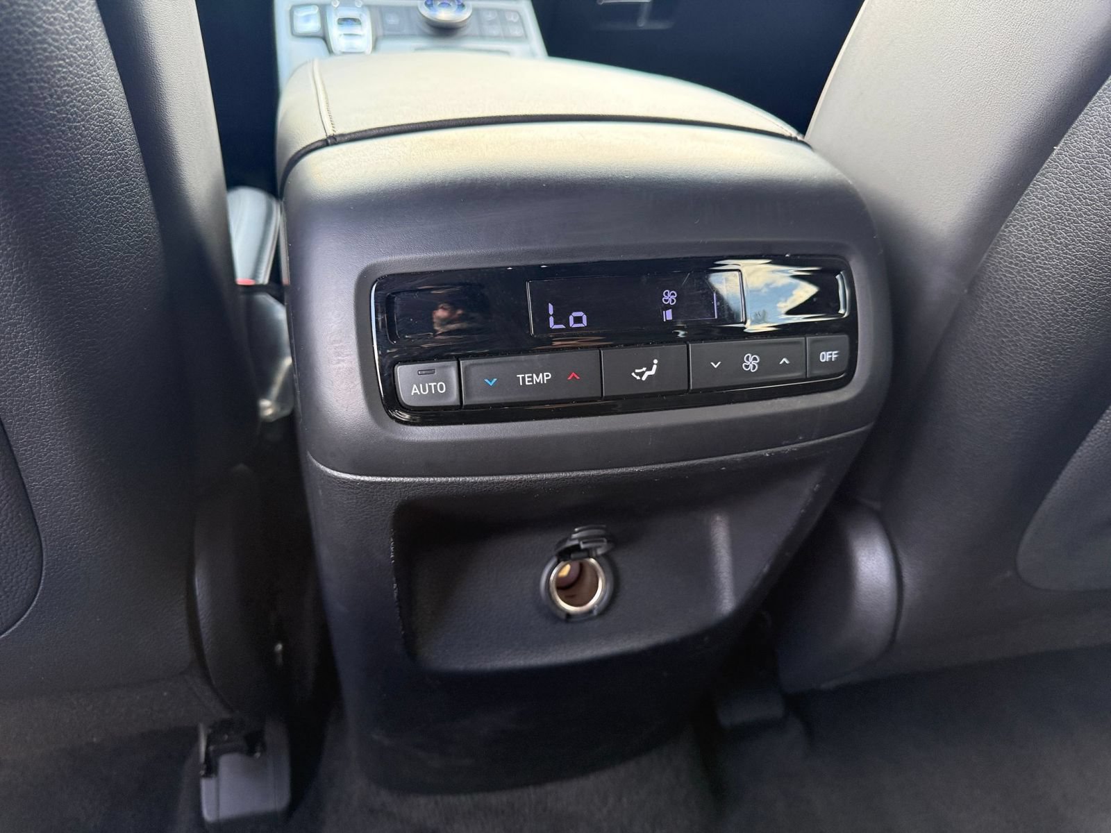 Used 2025 Hyundai Palisade SEL AWD/4WD image 25