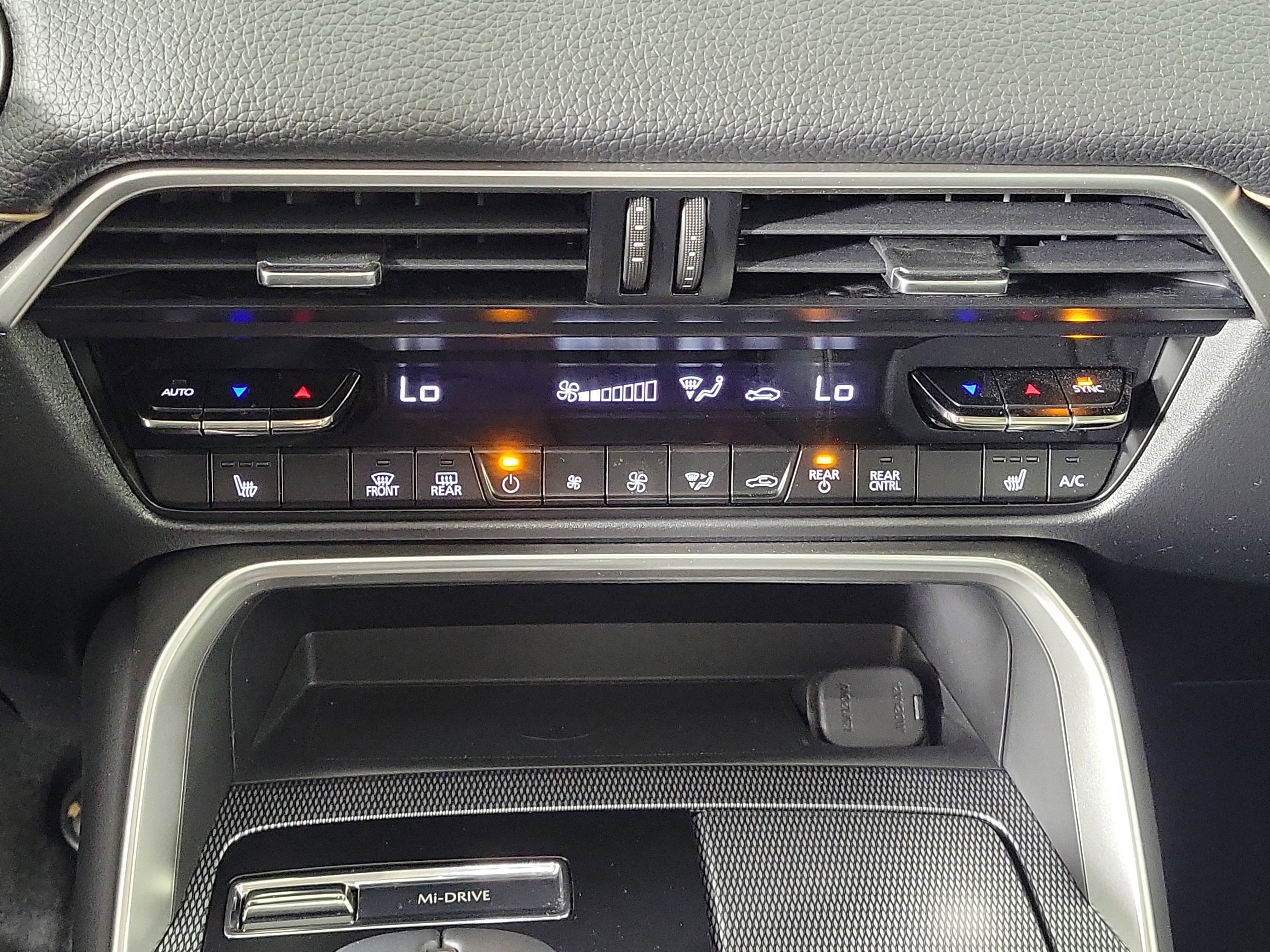 Certified 2025 MAZDA CX-90 Plug-In Hybrid w/Premium Sport image 23