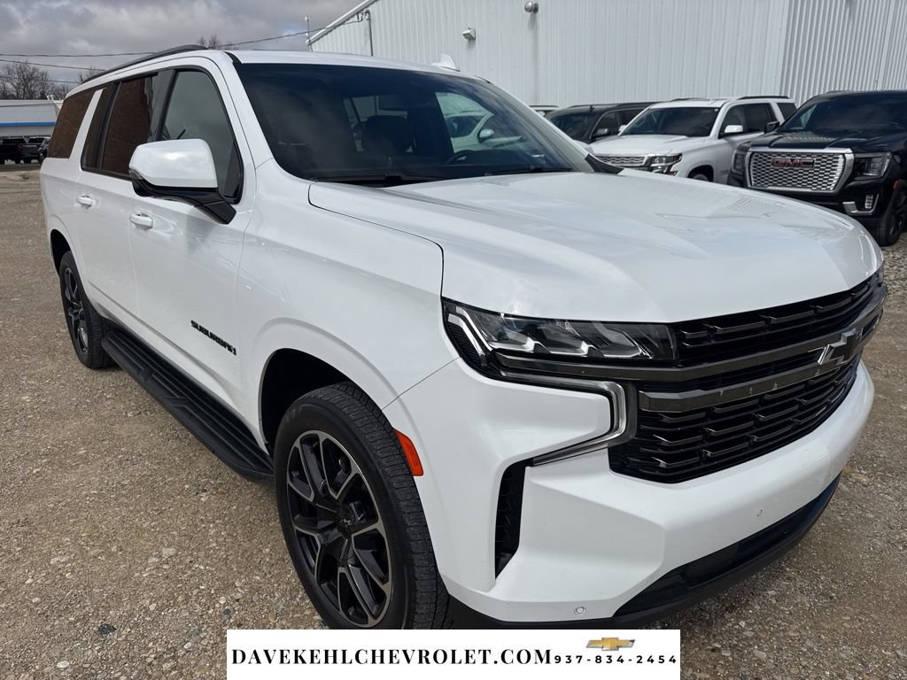 Used 2022 Chevrolet Suburban RST w/ Luxury Package AWD/4WD image 7
