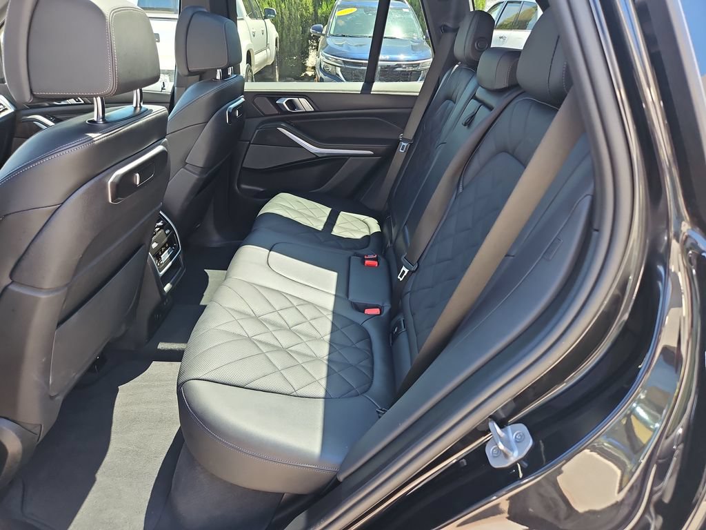 Used 2024 BMW X5 xDrive40i AWD/4WD image 26
