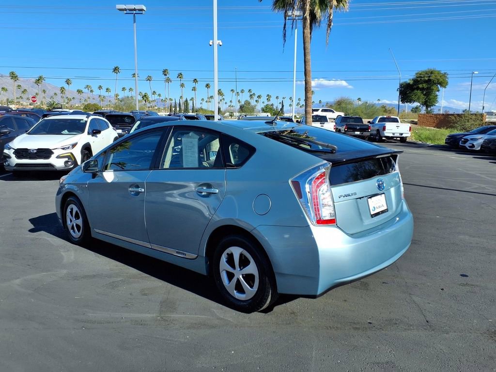 Used 2014 Toyota Prius Three image 13