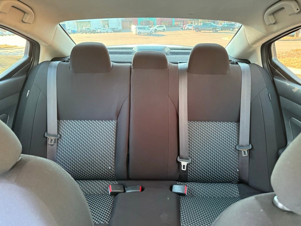 Used 2021 Nissan Versa S image 22