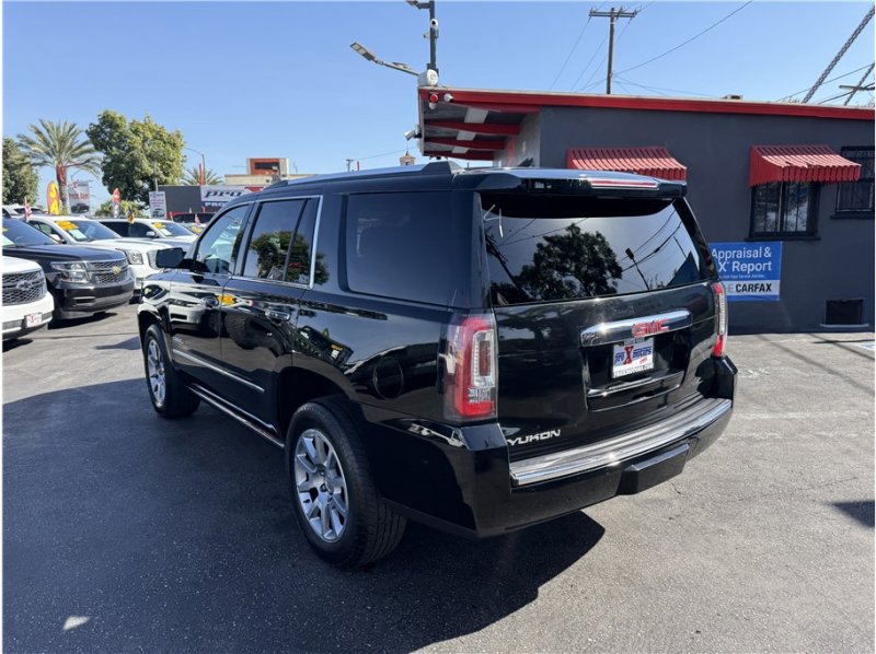 Used 2019 GMC Yukon Denali image 4