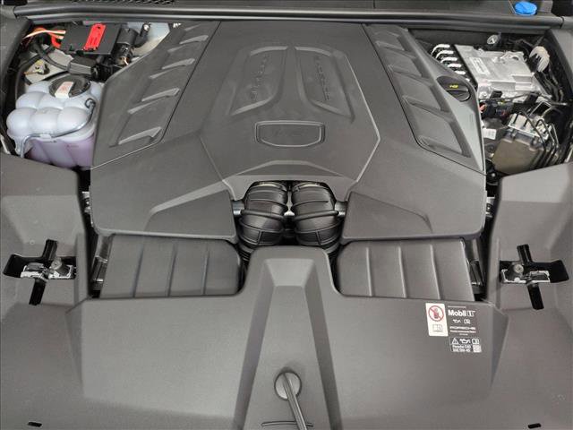 New 2026 Porsche Cayenne GTS image 17