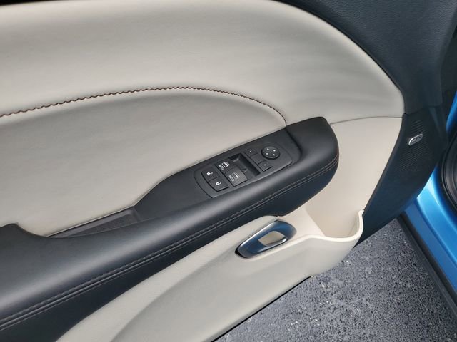 Used 2016 Dodge Challenger R/T Plus RWD image 18