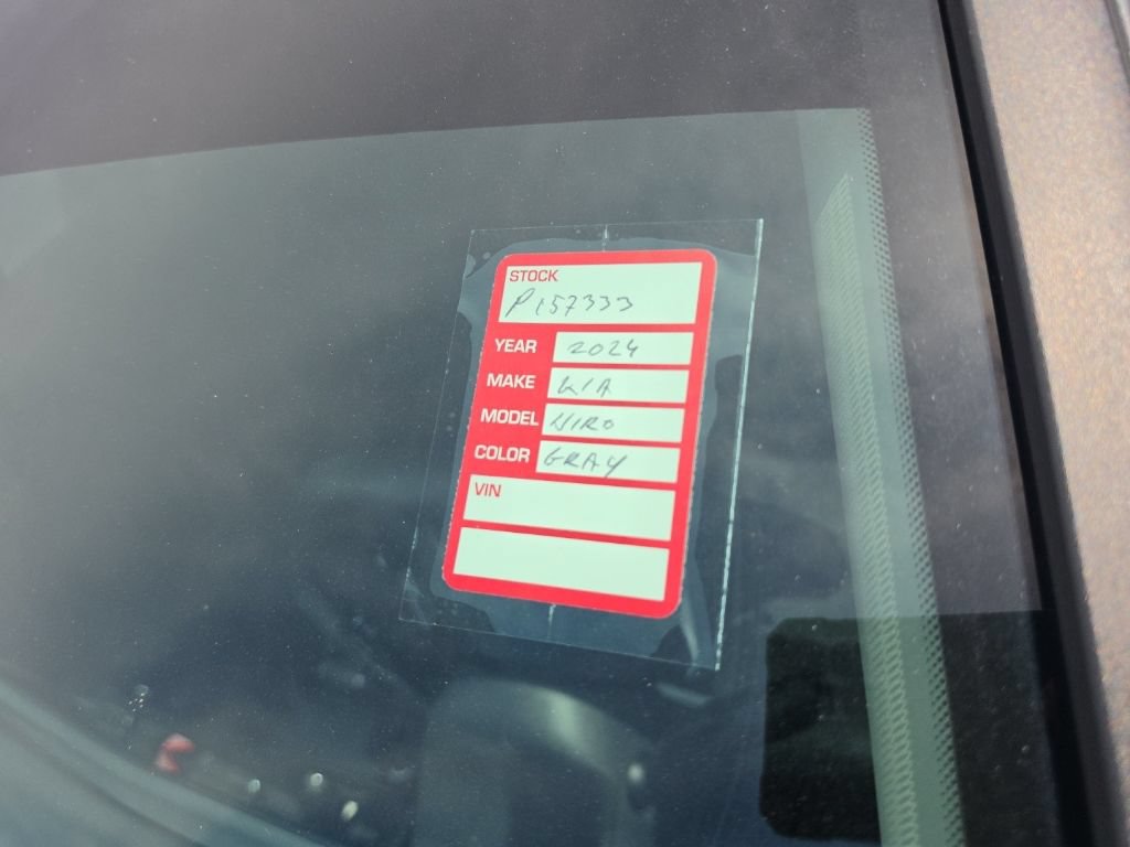 Certified 2024 Kia Niro EX FWD image 9