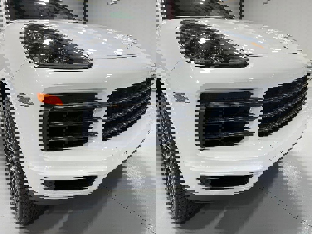 Used 2022 Porsche Cayenne S image 11