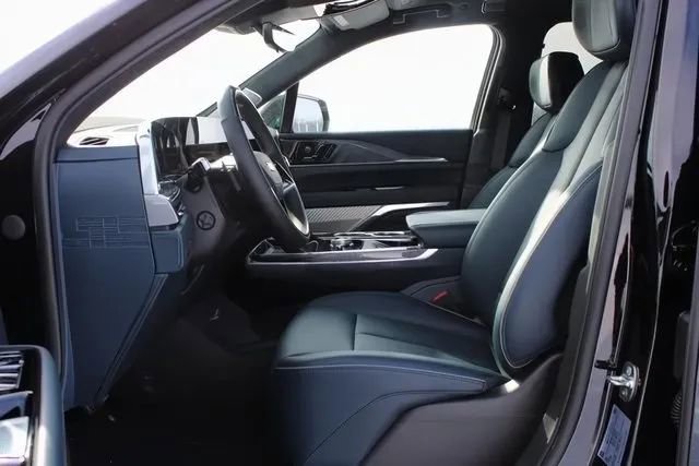 New 2025 Cadillac Escalade IQ Sport 2 image 10