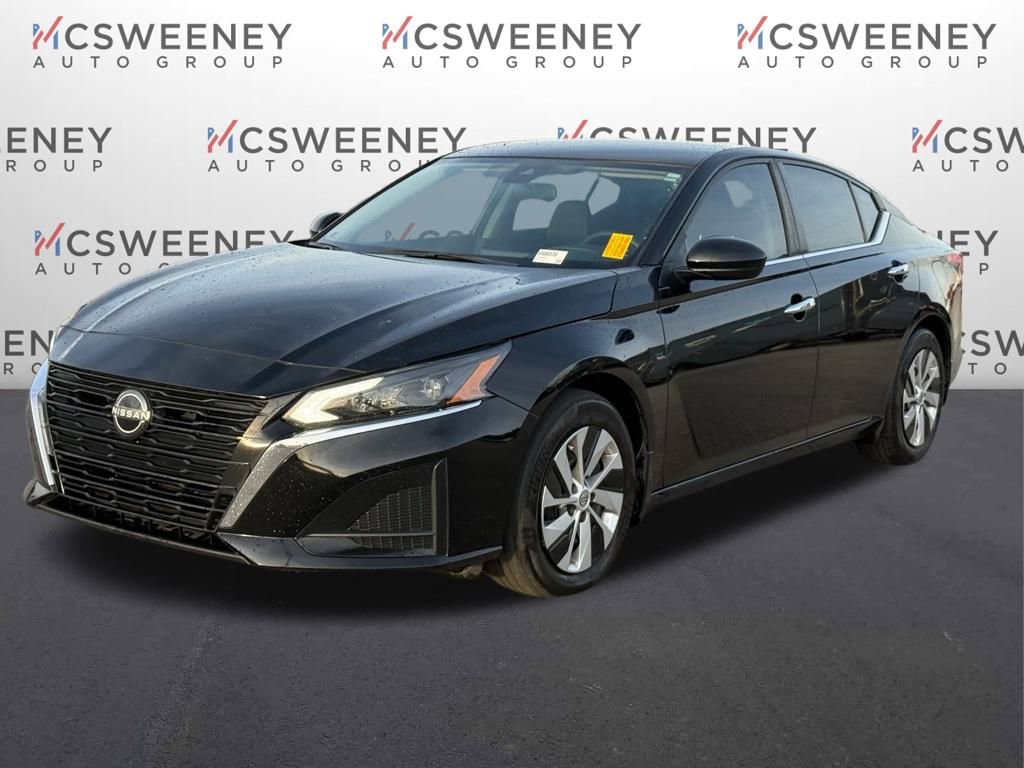 Used 2023 Nissan Altima 2.5 S image 1