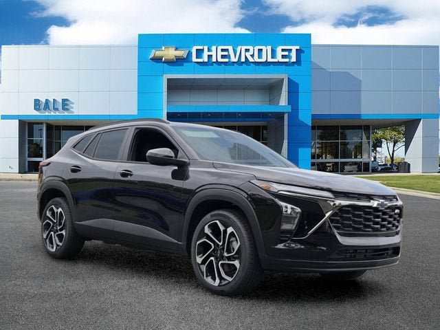 New 2026 Chevrolet Trax RS w/ Driver Confidence Package FWD image 1