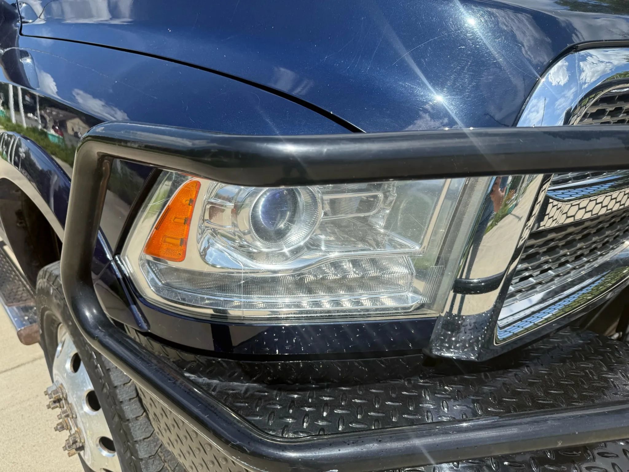 Used 2018 RAM 3500 Laramie image 4