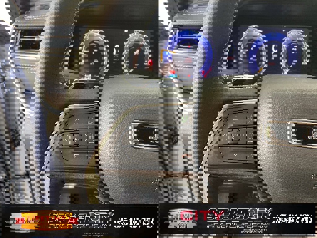 New 2025 Jeep Grand Cherokee Limited w/ Black Appearance Package image 15