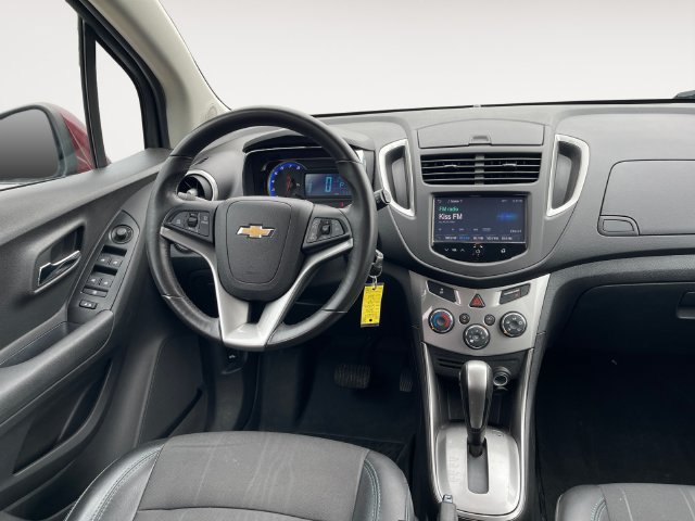Used 2016 Chevrolet Trax LT w/ LT Convenience Package FWD image 11