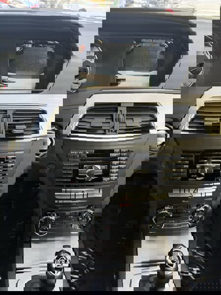 Used 2013 Mercedes-Benz C 250 Sedan image 11