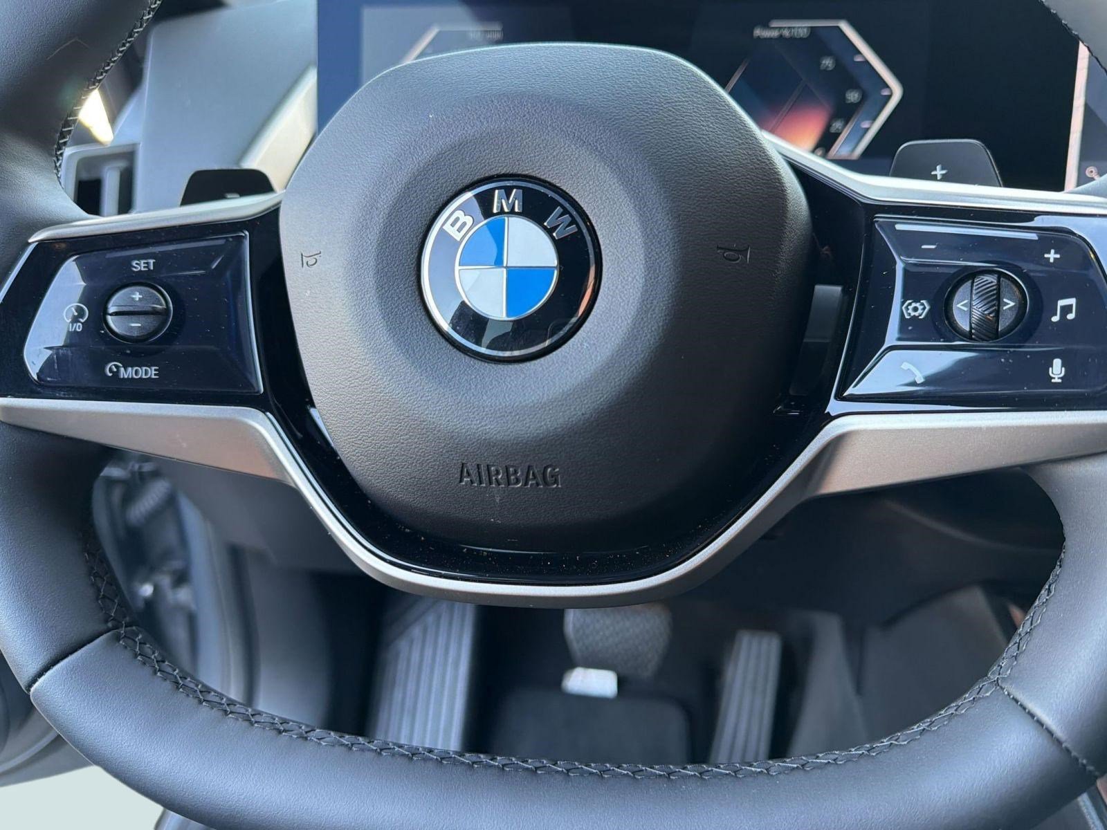 Used 2025 BMW X3 xDrive30i w/ Premium Package AWD/4WD image 17