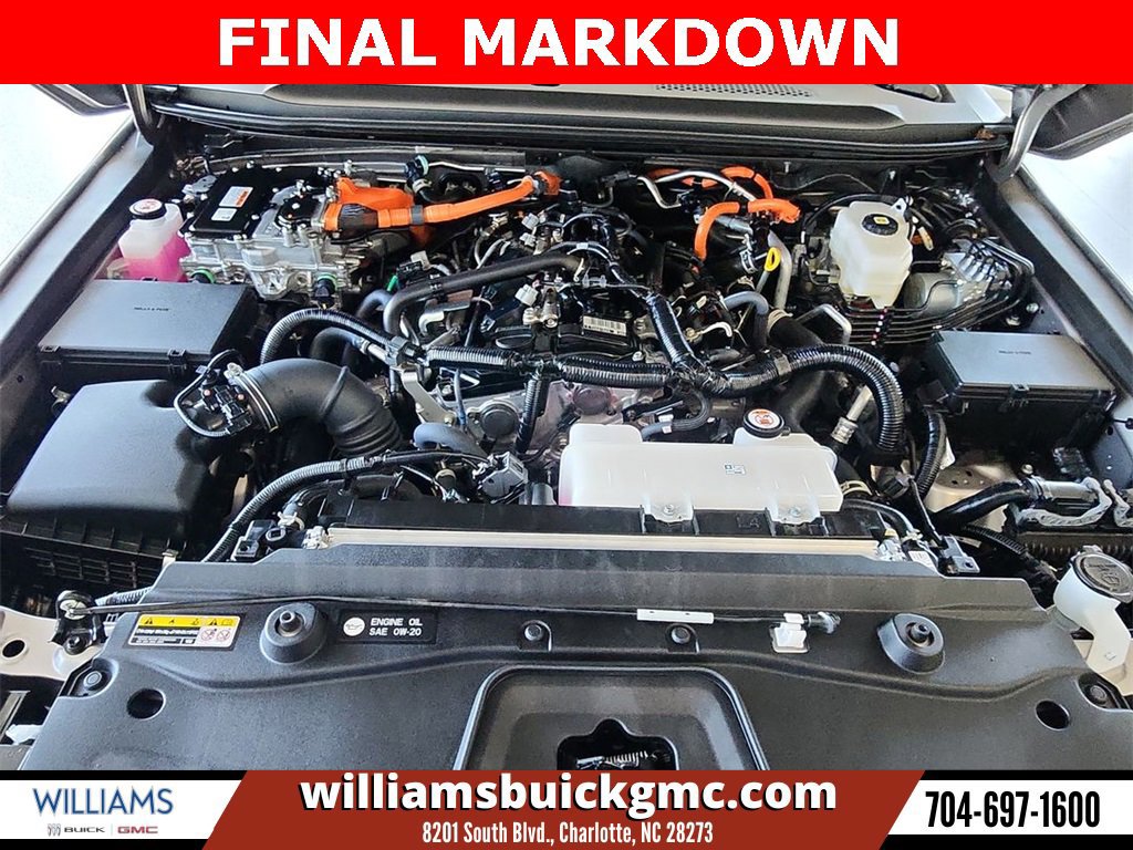 Used 2024 Toyota Land Cruiser image 29