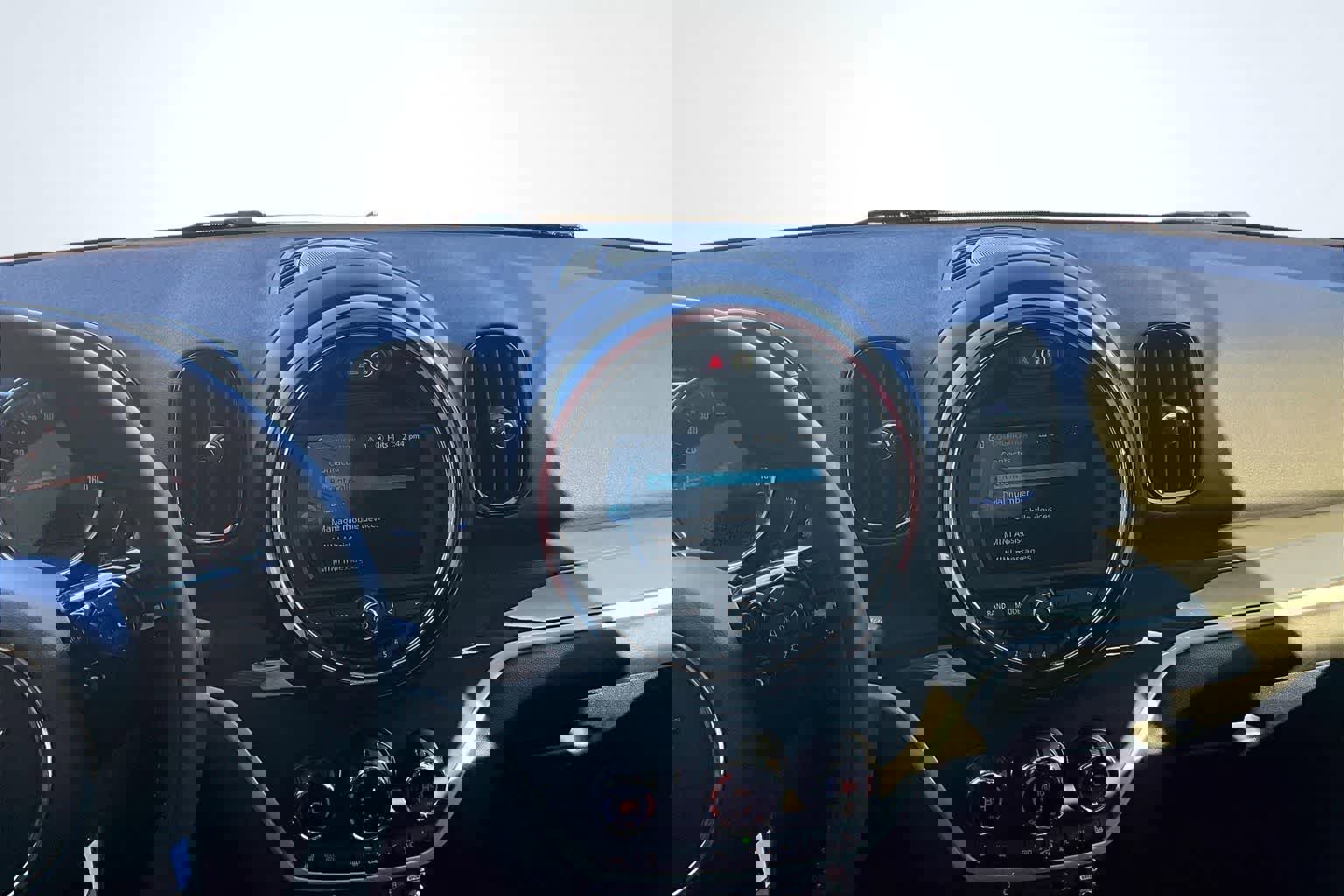 Used 2019 MINI Cooper Countryman SE w/ Premium Package image 16