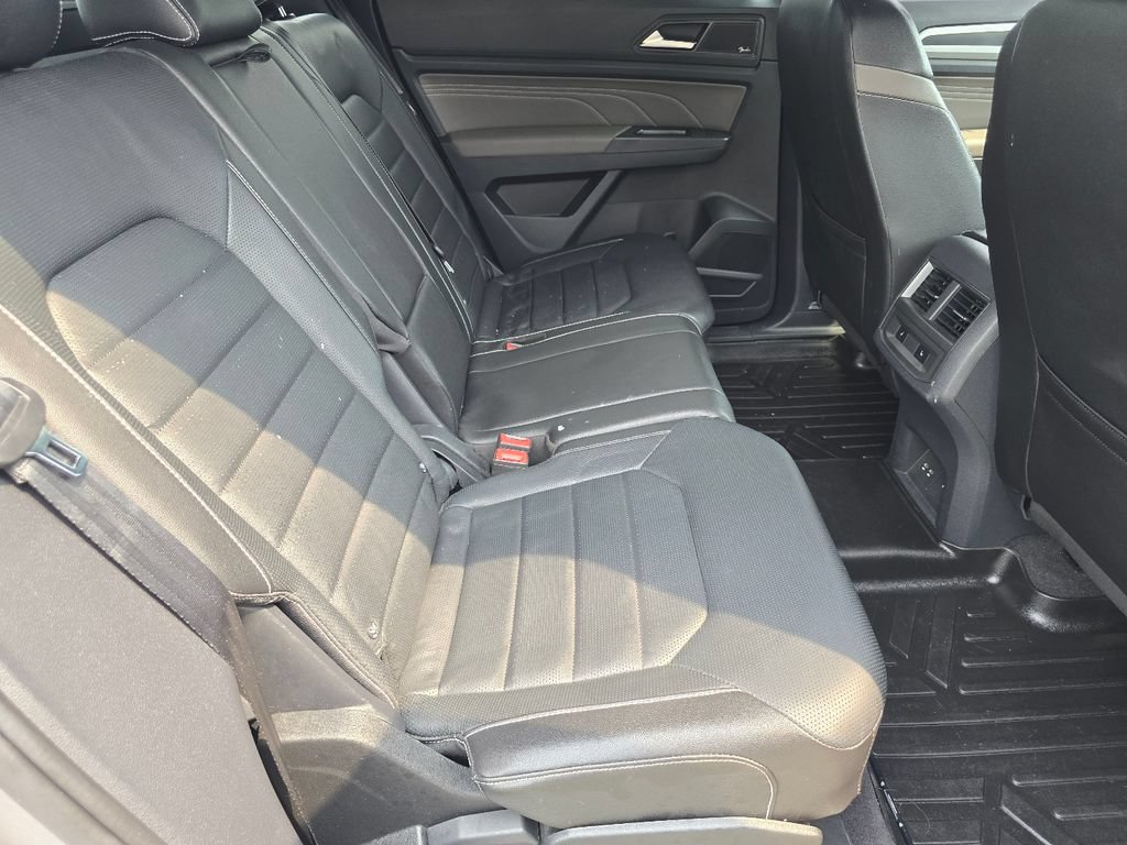 Used 2021 Volkswagen Atlas Cross Sport SEL Premium R-Line AWD/4WD image 24