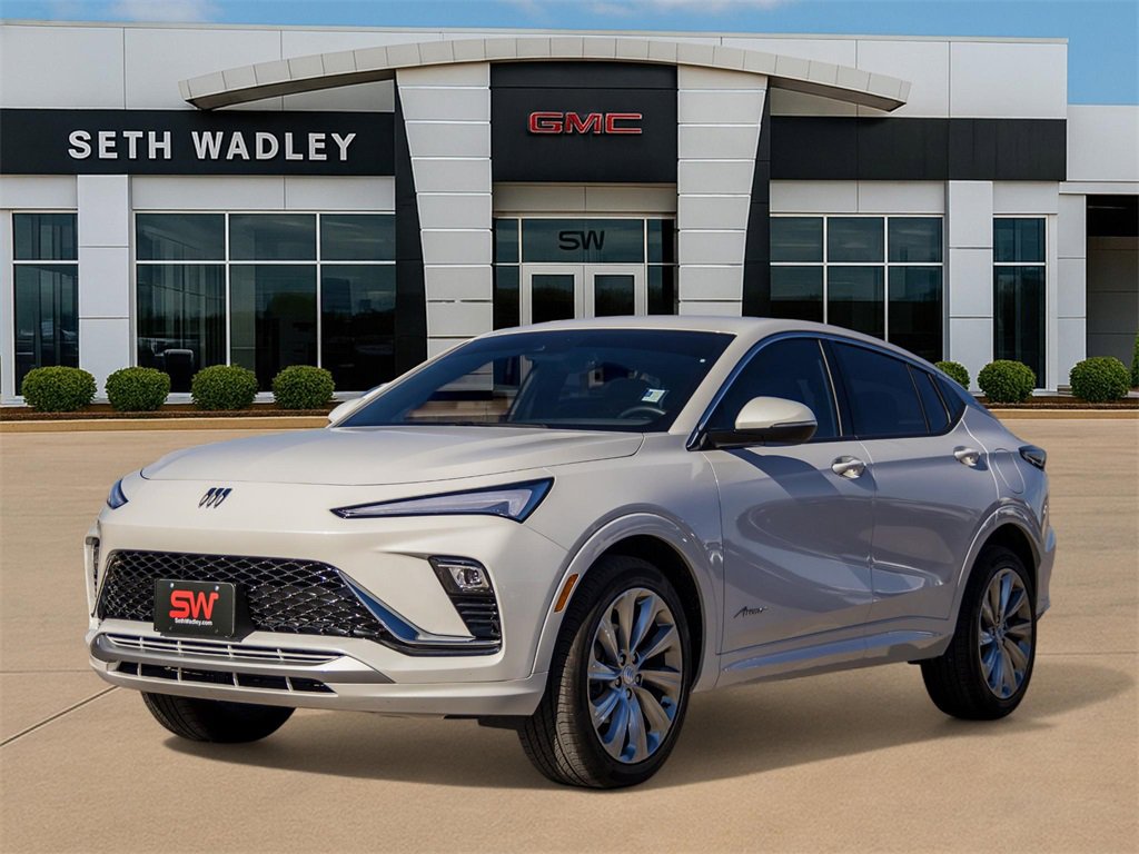 Certified 2025 Buick Envista Avenir image 3