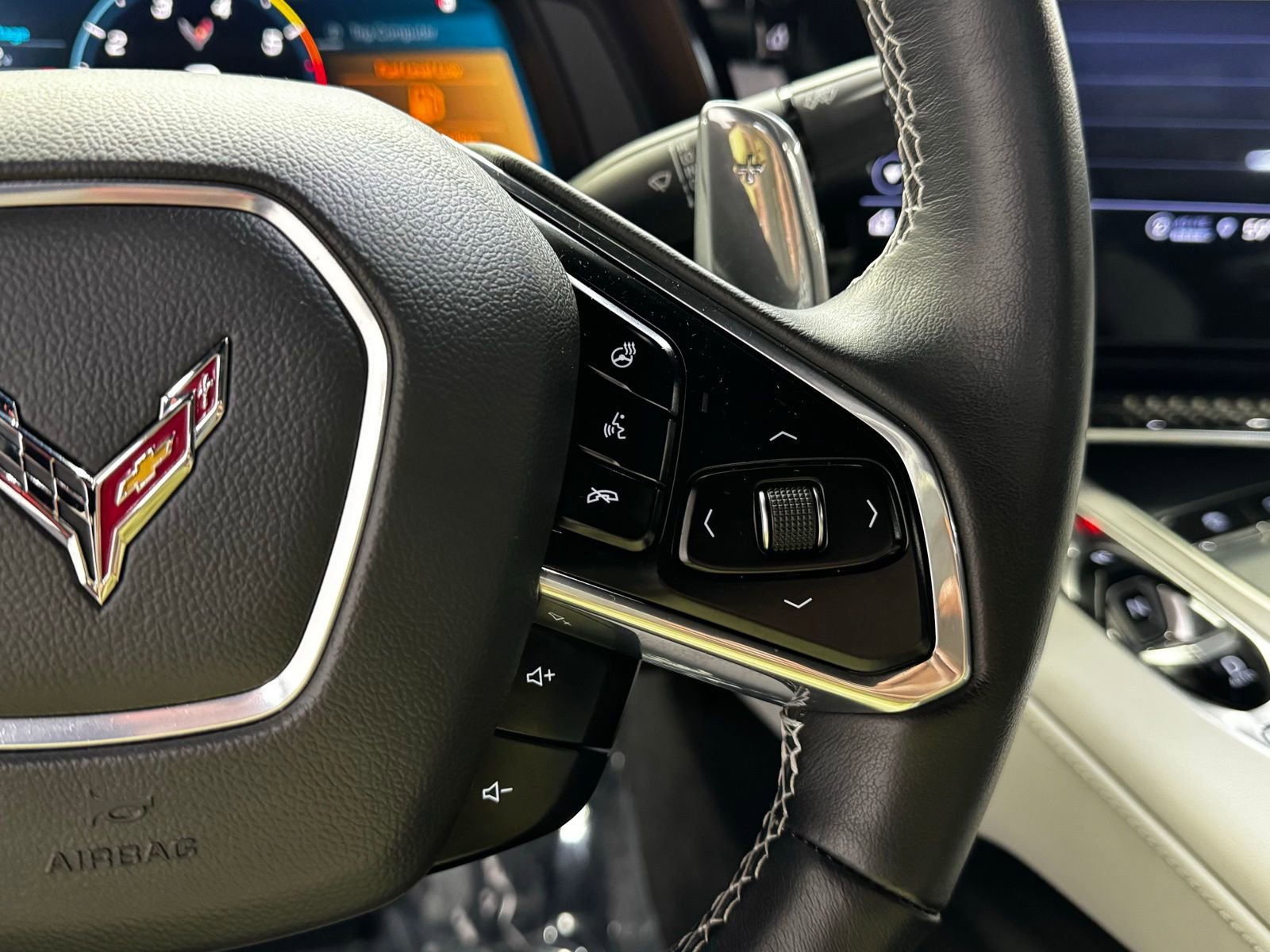 Used 2023 Chevrolet Corvette Stingray Preferred Conv w/ 2LT image 21