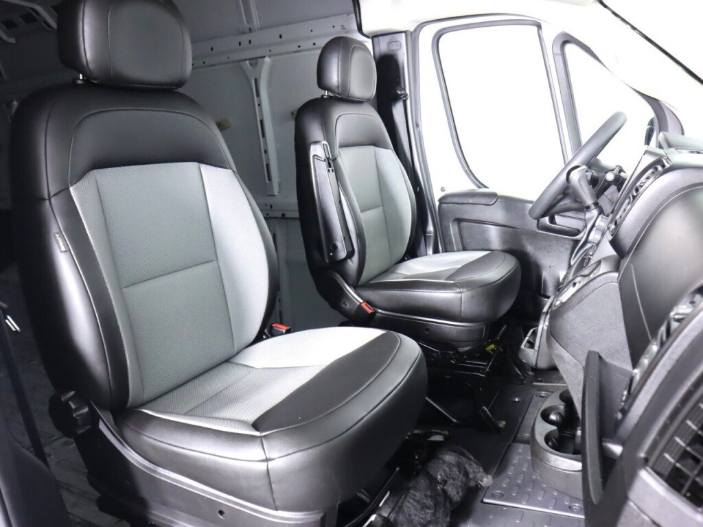 Used 2024 RAM ProMaster 2500 w/ Convenience Group FWD image 36